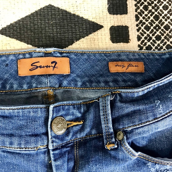 🔥EUC🌈 Seven7 Sexy Flare Distressed Jeans Seven 7 - Picture 5 of 8